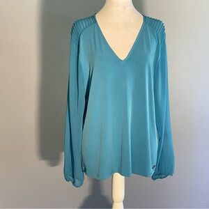 Calvin Klein M Soft Turquoise Blouse Pleated Shoulders Long Sheer Bishop Sleeves
